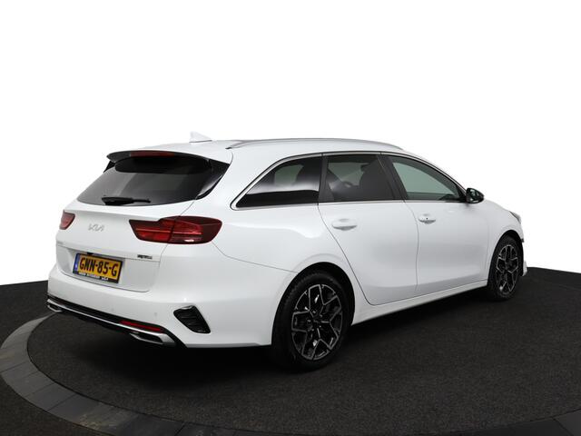 KIA CEE D Ceed Sportswagon 1.5 T-GDi GT-Line Apple Carplay/Android Auto - Cruise Control Adaptief - Dodehoekdetectie - Panoramadak - Navigatie - Stoel/Stuur verwarming - Fabrieksgarantie tot 10-2031