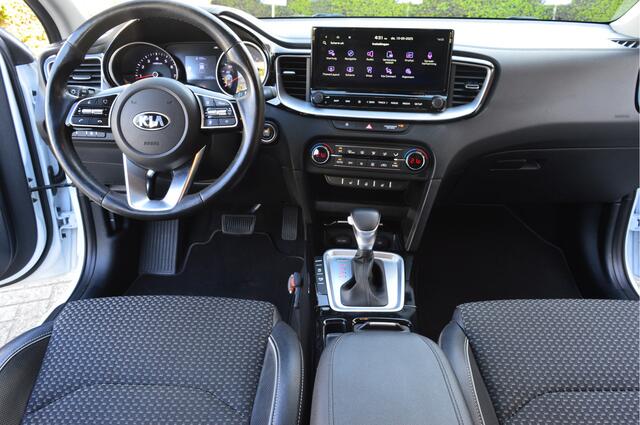 KIA CEE D Ceed Sportswagon 1.4 T-GDi DynamicPlusLine O.a: Stuur+Stoelverw, PDC, Camera, Carplay, Keyless, Etc. All-in prijs!
