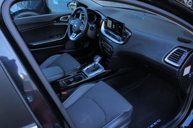 KIA CEE D Ceed Sportswagon 1.6 GDI PHEV DynamicPlusLine |memory|pano|elek.stoel|stoel/stuurverwarming|
