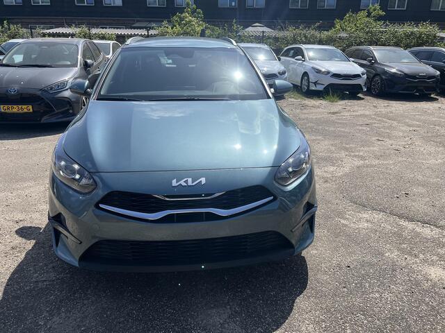 KIA CEE D Ceed Sportswagon 1.0 T-GDi ComfortLine Ruim ¤4.250.- Voordeel! uitvoorraad leverbaar !