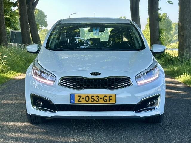 KIA CEE D cee'd 1.0 T-GDi ComfortLine | 85.000 KM | Stoel- en stuurverwarming | Airco | Cruise control