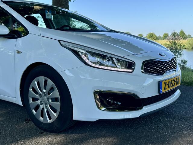 KIA CEE D cee'd 1.0 T-GDi ComfortLine | 85.000 KM | Stoel- en stuurverwarming | Airco | Cruise control