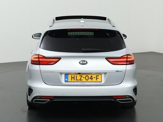 KIA CEE D Ceed Sportswagon 1.6 GDI PHEV ExecutiveLine | Panoramadak | Lederen Bekleding | Stoelventilatie | Elektrisch verstelb. bestuurdersstoel met geheugen | Stoel/Stuurwielverwarming