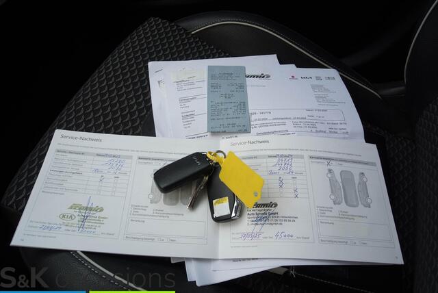 KIA CEE D Ceed Sportswagon 1.6 GDI PHEV DynamicPlusLine Dealer Onderhouden