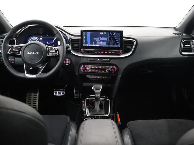 KIA CEE D Ceed Sportswagon 1.5 T-GDi GT-Line | Panoramadak | Navigatie | Parkeercamera | Stoelverwarming | Keyless Go |
