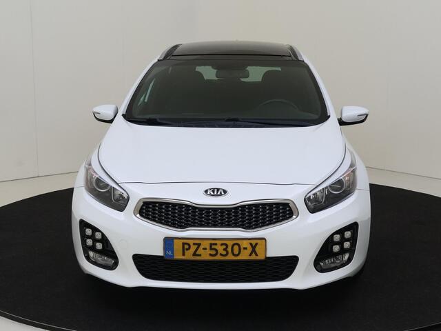 KIA CEE D cee'd Sportswagon 1.0 T-GDi GT-Line Summer Edition | Navigatie | Schuif-Kantel Dak | Parkeersensoren Achter | Achteruirijcamera | Climate Control | Privacy Glass | Cruise Control | Stoelverwarming |