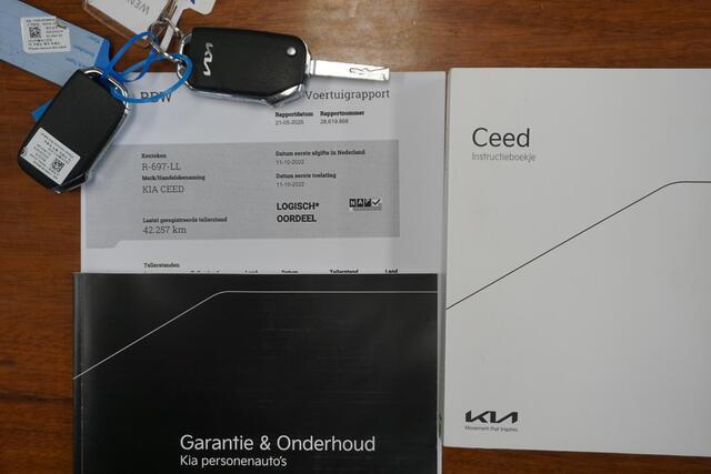 KIA CEE D Ceed Sportswagon 1.0 T-GDi 120PK DynamicLine/Geen Importauto/ Dealeronderhouden