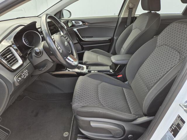 KIA CEE D Ceed Sportswagon 1.6 GDI PHEV DynamicLine Automaat / Trekgewicht 1300Kg / Afneembare trekhaak / Apple Carplay Android Auto / Stuur- en Stoelverwarming / Achteruitrijcamera /