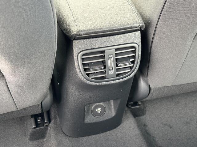 KIA CEE D Ceed Sportswagon 1.5 T-GDi DynamicPlusLine