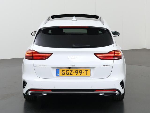 KIA CEE D Ceed Sportswagon 1.5 T-GDi GT-Line | Trekhaak | Panoramadak | Stoel/Stuurwielverwarming | Navigatie | Climate Control