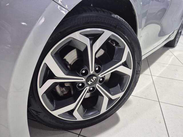 KIA CEE D Ceed Sportswagon 1.0 T-GDi DynamicPlusLine 17 inch, Stoel en stuur verwarming, achteruitrijcamera.
