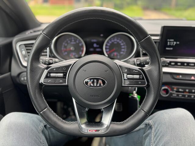 KIA CEE D Ceed Wagon 1.5 T-GDi GT-Line Edition 1/2leer,panodak,trekhaak,navi,lmv,cruise