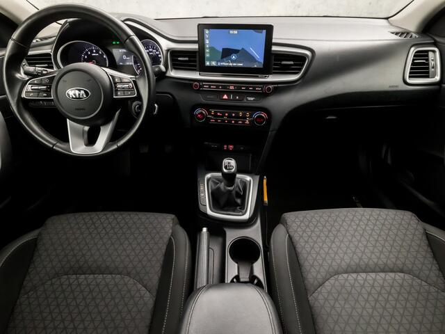 KIA CEE D Ceed Sportswagon 1.0 T-GDi Dynamic Sport (APPLE CARPLAY, GROOT NAVI, CAMERA, CLIMATE, SPORTSTOELEN, TREKHAAK, CRUISE, DAB+, NIEUWSTAAT)