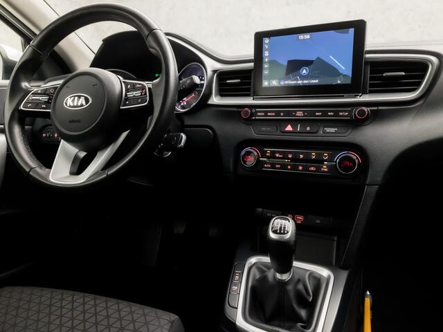 KIA CEE D Ceed Sportswagon 1.0 T-GDi Dynamic Sport (APPLE CARPLAY, GROOT NAVI, CAMERA, CLIMATE, SPORTSTOELEN, TREKHAAK, CRUISE, DAB+, NIEUWSTAAT)