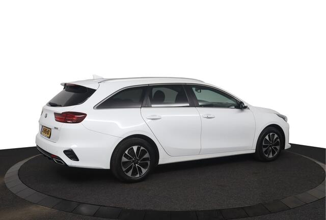 KIA CEE D Ceed Sportswagon 1.6 GDI PHEV DynamicPlusLine Phev - 1300kg trekgewicht -- Stoel-/stuurverwarming - Cruise Control - Climate control - Navigatie - Apple CarPlay Fabrieksgarantie tot 07-2027