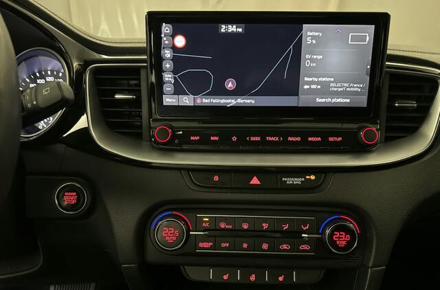 KIA CEE D Ceed 1.6 1.6 GDI PHEV Comfortline Facelift model