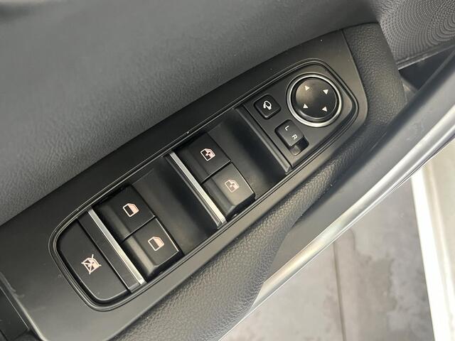 KIA CEE D Ceed Sportswagon 1.0 T-GDi GT-Line Business Edition , Met Trekhaak, Metallic Lak, Keyless Entry, Stoel- en Stuurverwarming, Apple Carplay en Android Auto