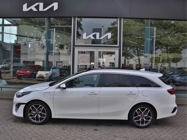 KIA CEE D Ceed Sportswagon 1.6 GDI PHEV Plug-In ExecutiveLine | Navigatie | Camera | Climate Control | Panorama dak | Crusie Control | Tot 10 jaar Kia-Garantie