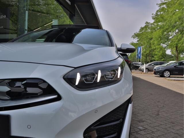 KIA CEE D Ceed Sportswagon 1.6 GDI PHEV Plug-In ExecutiveLine | Navigatie | Camera | Climate Control | Panorama dak | Crusie Control | Tot 10 jaar Kia-Garantie