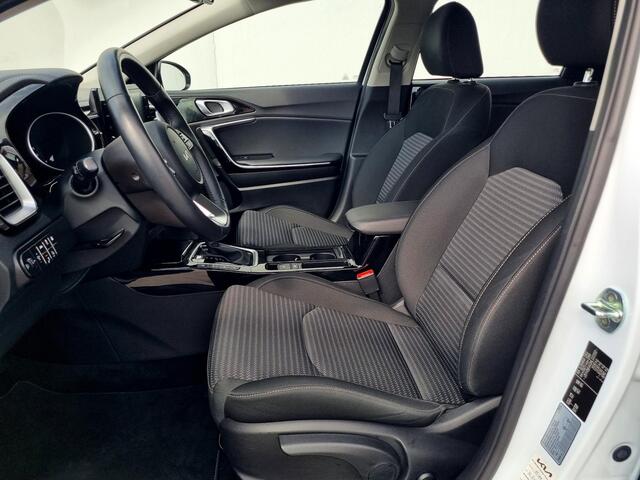 KIA CEE D Ceed Sportswagon 1.6 GDI PHEV DynamicLine Automaat / Fabrieksgarantie tot 17-11-2028 / Navigatie via Android Auto/Apple Carplay / Camera / Cruise Control Adaptief / Stoelverwarming / Stuurverwarming