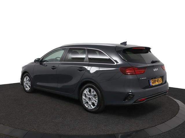 KIA CEE D Ceed Sportswagon 1.5 T-GDi DynamicPlusLine Apple Carplay/Android Auto - Cruise Control Adaptief - Dodehoekdetectie - Navigatiesysteem - Stuur/Stoelverwarming - Fabrieksgarantie tot 08-2031