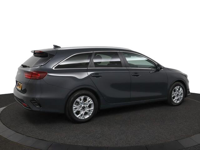 KIA CEE D Ceed Sportswagon 1.5 T-GDi DynamicPlusLine Apple Carplay/Android Auto - Cruise Control Adaptief - Dodehoekdetectie - Navigatiesysteem - Stuur/Stoelverwarming - Fabrieksgarantie tot 08-2031