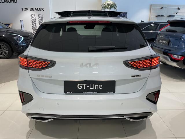 KIA CEE D Ceed 1.5 T-GDi GT-Line // Automaat DCT7 // Panorama Schuifdak Nieuwe Auto // GT Line Automaat // Full Options // Direct Leverbaar !! bel 0492-588951 info Roel 0492-588951