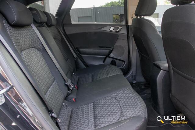 KIA CEE D Ceed Sportswagon 1.4 T-GDi DynamicLine | EXPORT