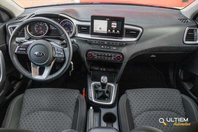KIA CEE D Ceed Sportswagon 1.4 T-GDi DynamicLine | EXPORT