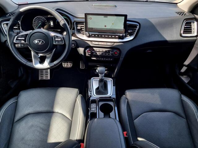 KIA CEE D Ceed Sportswagon 1.6 GDI PHEV ExecutiveLine Automaat / Schuif-Kanteldak / Cruise Control Adaptief / Elekt. Achterklep / Lederen Bekleding / Navigatie / Camera / Stoelverwarming / Stoelventilatie