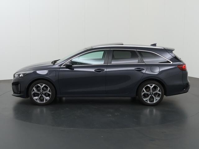 KIA CEE D Ceed Sportswagon 1.6 GDI PHEV ExecutiveLine | Panoramadak | Lederen Bekleding | Stoelventilatie | Elektrisch verstelb. bestuurdersstoel met geheugen | Stoel/Stuurwielverwarming