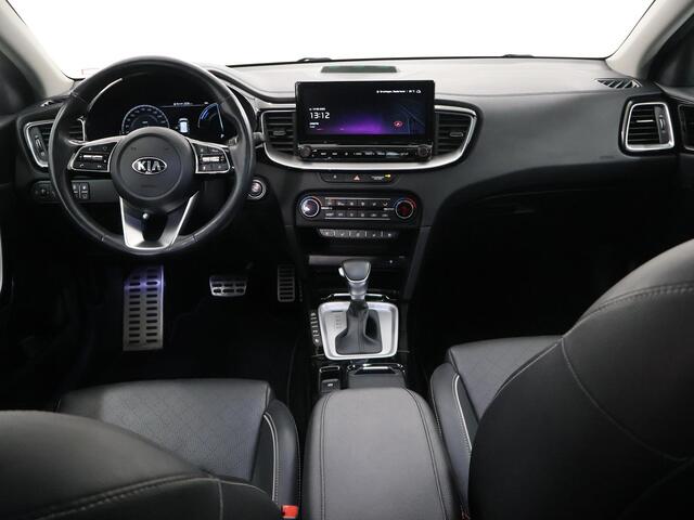 KIA CEE D Ceed Sportswagon 1.6 GDI PHEV ExecutiveLine | Panoramadak | Lederen Bekleding | Stoelventilatie | Elektrisch verstelb. bestuurdersstoel met geheugen | Stoel/Stuurwielverwarming