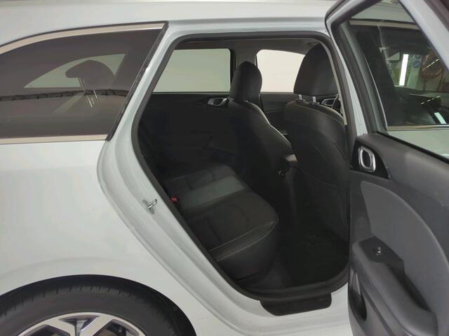KIA CEE D Ceed Sportswagon 1.4 T-GDi DynamicPlusLine NL AUTO | CAMERA | TREKHAAK | CARPLAY |