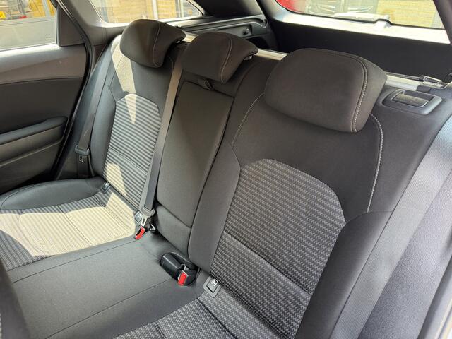 KIA CEE D Ceed Sportswagon 1.0 T-GDi DynamicLine Navi Camera Carplay