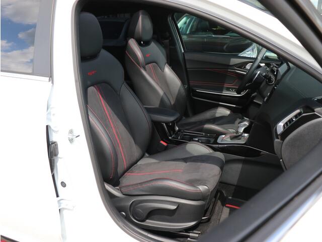 KIA CEE D 1.6 T-GDi GT I Panoramadak I Leder I JBL I Keyless