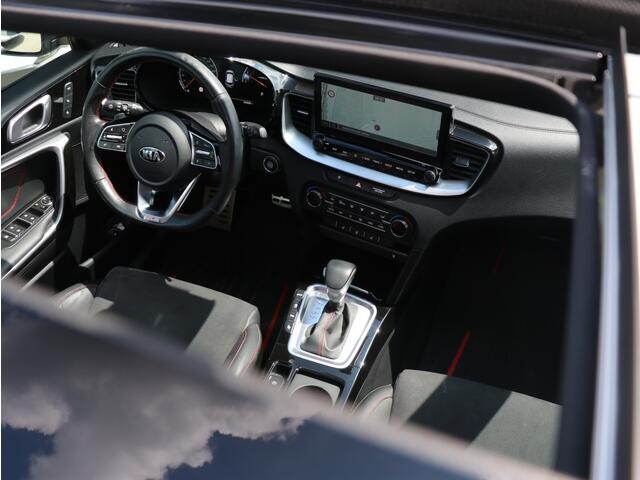 KIA CEE D 1.6 T-GDi GT I Panoramadak I Leder I JBL I Keyless