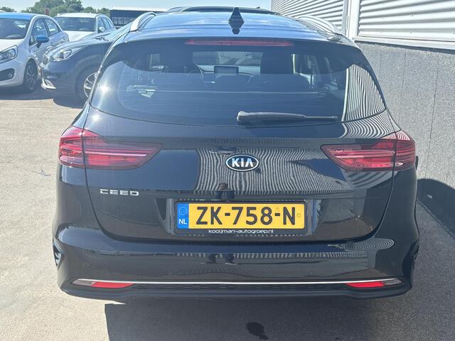 KIA CEE D Ceed Sportswagon 1.0 T-GDi DynamicLine Navigatie, Achteruitrijcamera, Cruise control, Dealeronderhouden, LMV, 4-Season banden