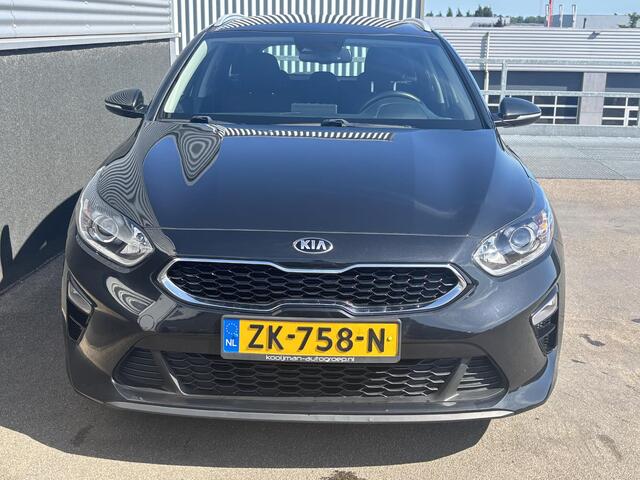 KIA CEE D Ceed Sportswagon 1.0 T-GDi DynamicLine Navigatie, Achteruitrijcamera, Cruise control, Dealeronderhouden, LMV, 4-Season banden