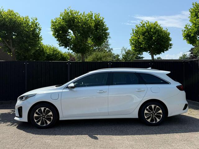 KIA CEE D Ceed Sportswagon 1.6 GDI PHEV DynamicLine