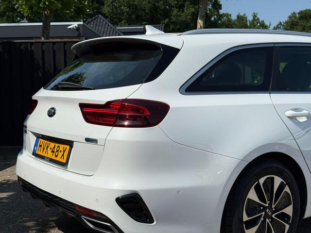 KIA CEE D Ceed Sportswagon 1.6 GDI PHEV DynamicLine