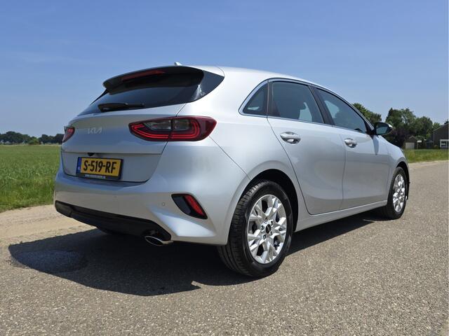 KIA CEE D Ceed 1.0 T-GDi - 120 Pk - Euro 6 - Navi - ParkeerCamera - AppleCarplay AndroidAuto