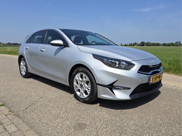 KIA CEE D Ceed 1.0 T-GDi - 120 Pk - Euro 6 - Navi - ParkeerCamera - AppleCarplay AndroidAuto