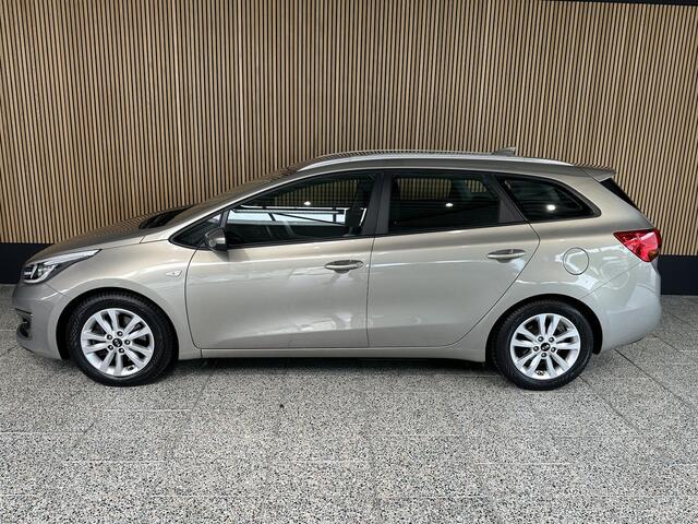 KIA CEE D cee'd Sportswagon 1.6 GDI ComfortPlusLine Navi | Camera | Trekhaak