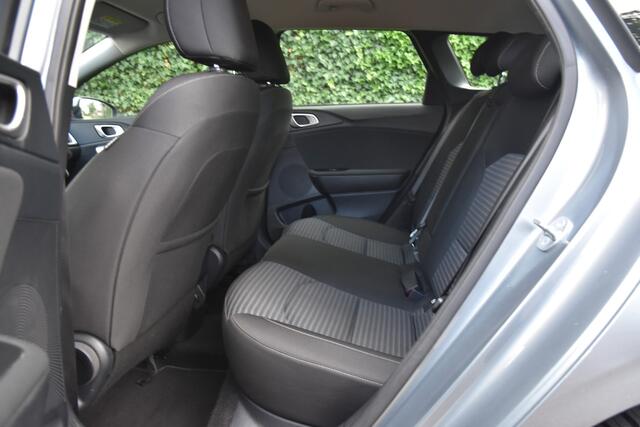 KIA CEE D Ceed Sportswagon 1.5 T-GDi DynamicLine | TREKHAAK | CARPLAY | CAMERA
