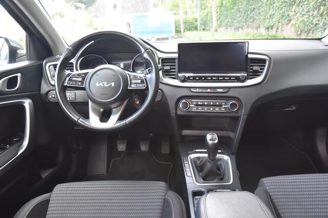 KIA CEE D Ceed Sportswagon 1.5 T-GDi DynamicLine | TREKHAAK | CARPLAY | CAMERA