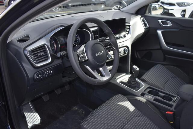 KIA CEE D Ceed Sportswagon 1.5 T-GDi DynamicLine | Demo | Camera | Climate control | Navigatie |