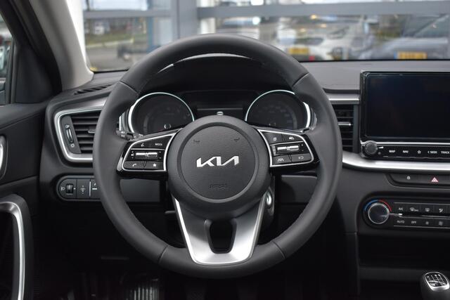 KIA CEE D Ceed Sportswagon 1.5 T-GDi DynamicLine | Demo | Camera | Climate control | Navigatie |