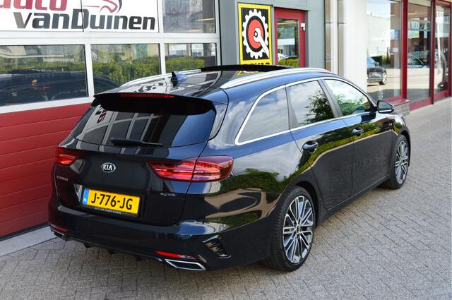 KIA CEE D Ceed 1.4 T-GDI GT-PlusLine O.a: Camera, ACC, Stuur+Stoelverw, Keyless, Pano, Etc. All-in prijs!