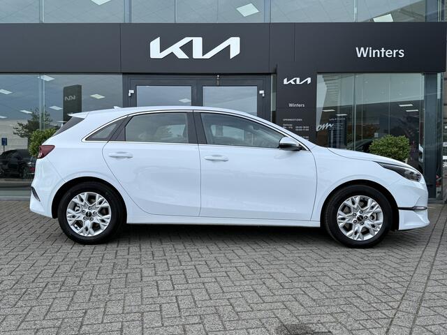 KIA CEE D Ceed 1.0 T-GDi DynamicLine | Climate Control | Cruise Control | Navigatie | Camera | 6-bak | Tot 10Jr. Kia-Garantie