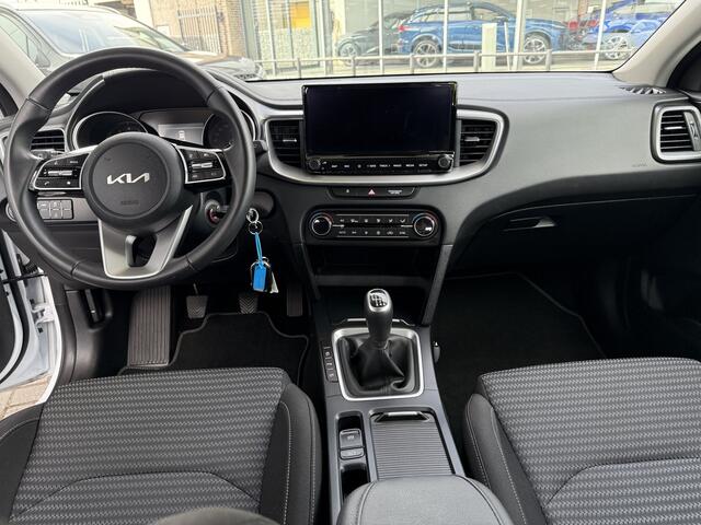 KIA CEE D Ceed 1.0 T-GDi DynamicLine | Climate Control | Cruise Control | Navigatie | Camera | 6-bak | Tot 10Jr. Kia-Garantie
